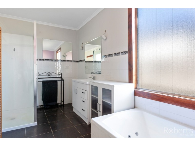 38 Main Street, Legerwood TAS 7263