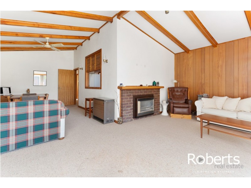 21 Karpaty Avenue, Newnham TAS 7248