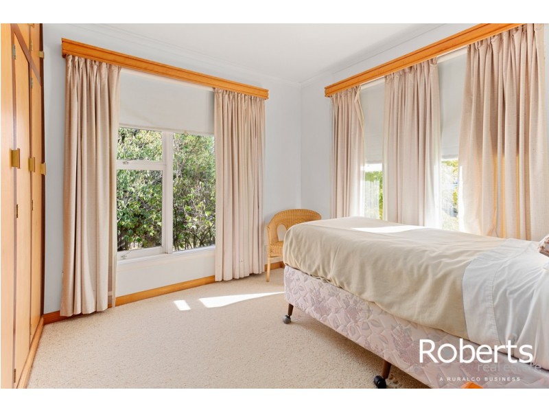 21 Karpaty Avenue, Newnham TAS 7248