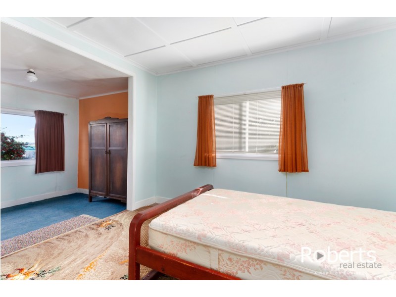158 Charles Street, Beauty Point TAS 7270