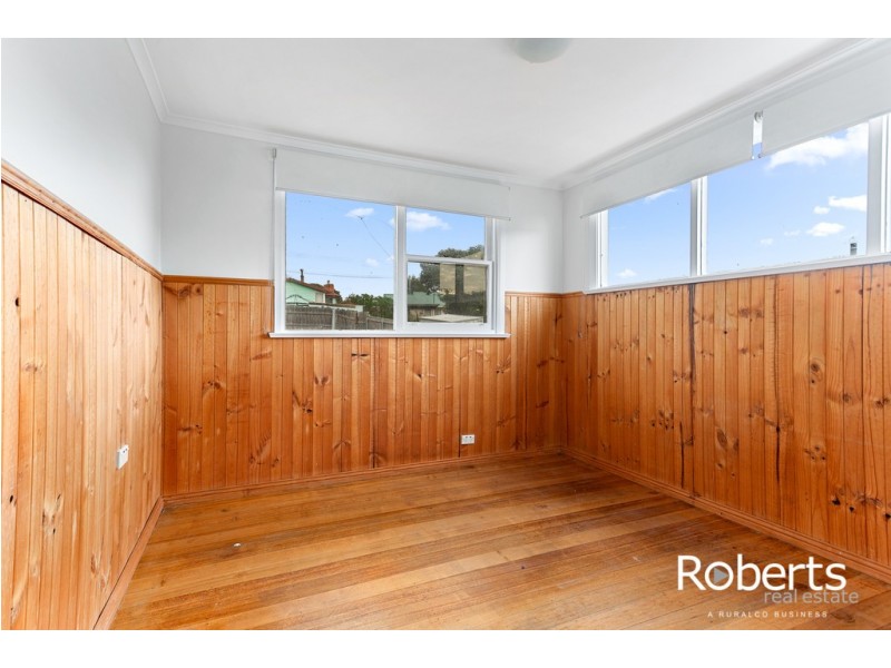 4 Regent Street, Waverley TAS 7250