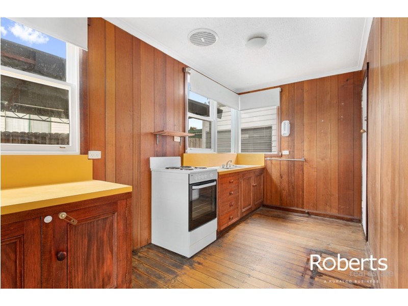 4 Regent Street, Waverley TAS 7250