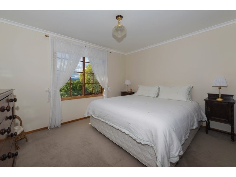 17 Beech Road, Norwood TAS 7250