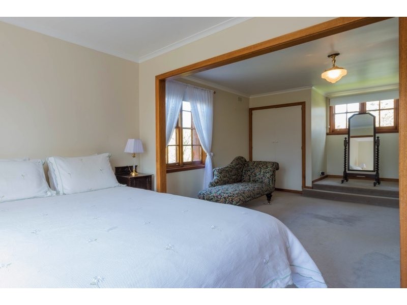 17 Beech Road, Norwood TAS 7250