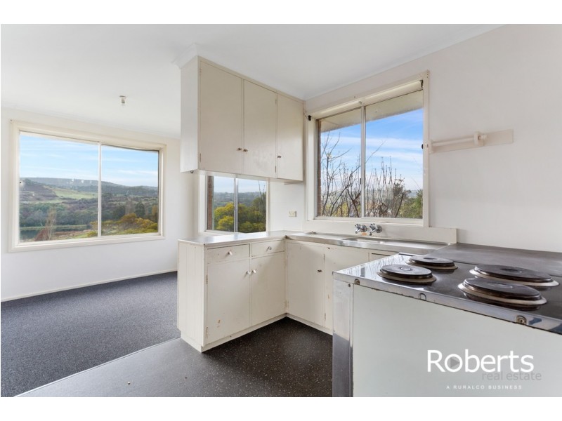 27 Naroo Street, Waverley TAS 7250