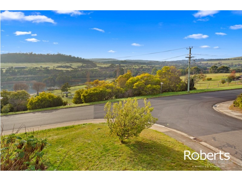 27 Naroo Street, Waverley TAS 7250
