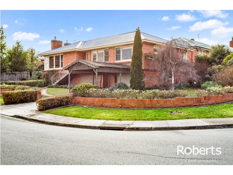 32 Ronneby Road, Newnham TAS 7248