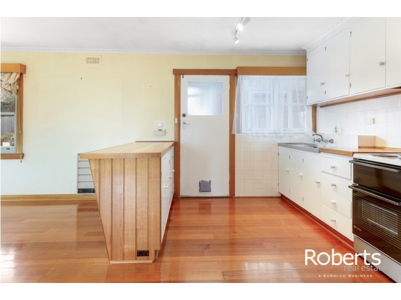 32 Ronneby Road, Newnham TAS 7248