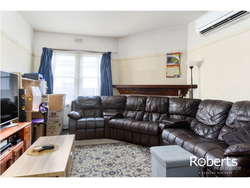 1/4 Allenby Street, Mowbray TAS 7248