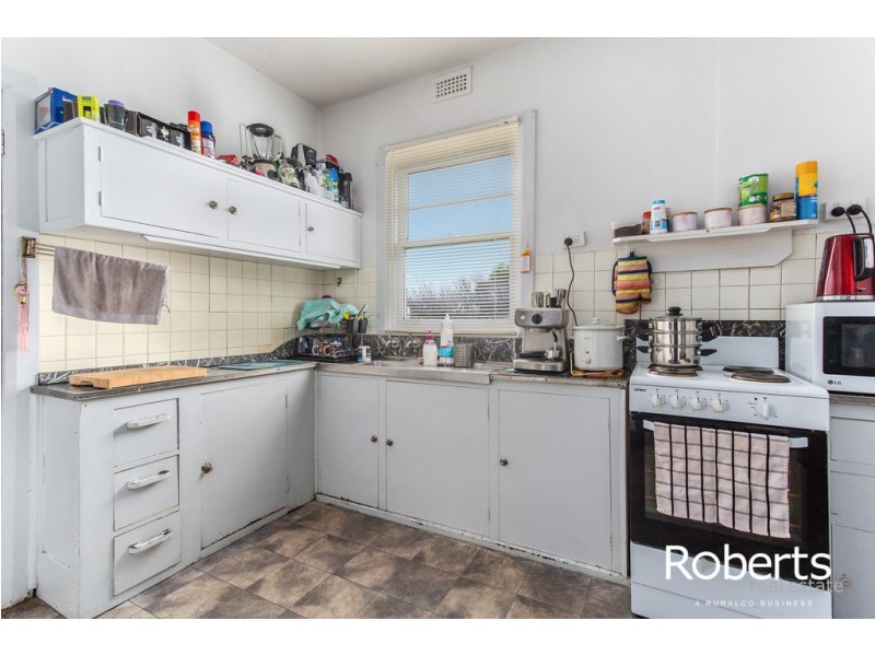 1/4 Allenby Street, Mowbray TAS 7248