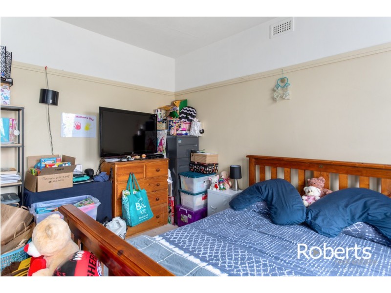 1/4 Allenby Street, Mowbray TAS 7248