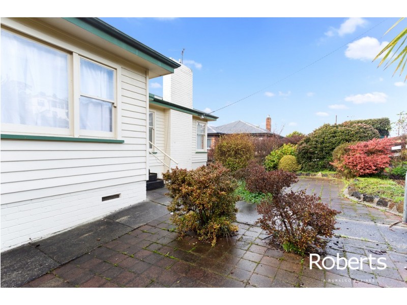 8 Elouera Street, Riverside TAS 7250