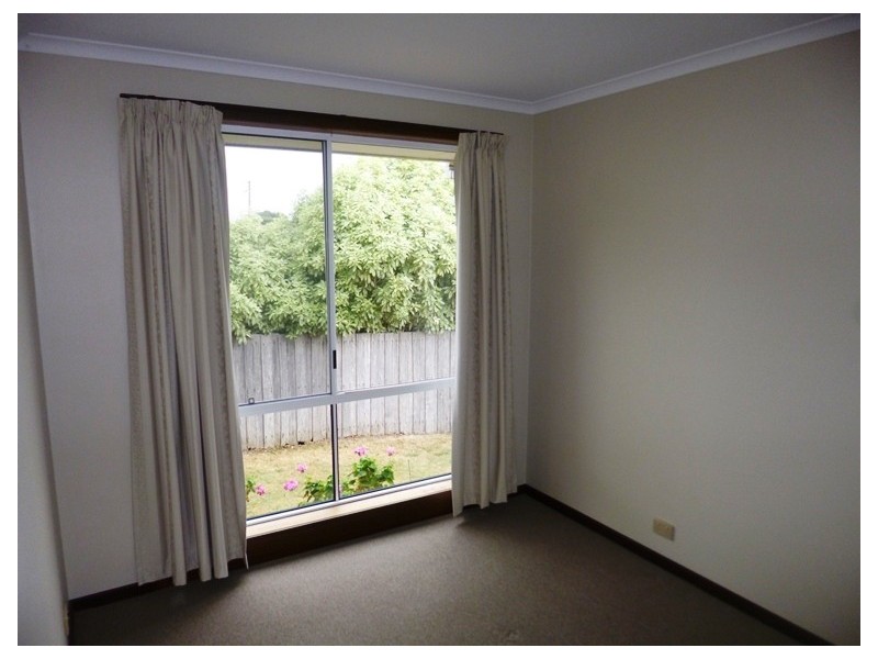 2/201 Alanvale Road, Newnham TAS 7248