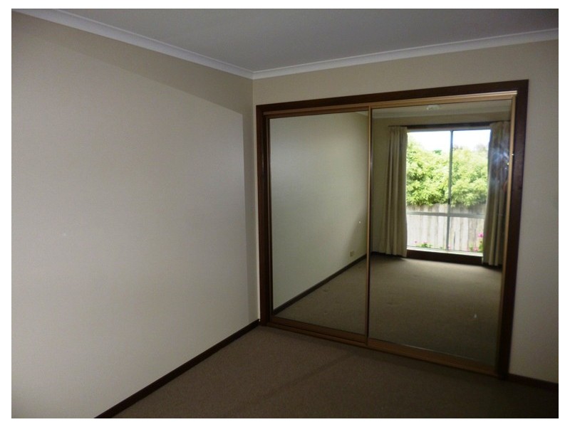 2/201 Alanvale Road, Newnham TAS 7248