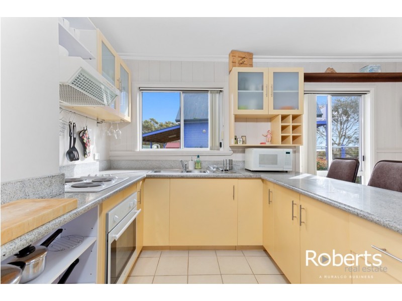 4/2 Tamar Crescent, Greens Beach TAS 7270