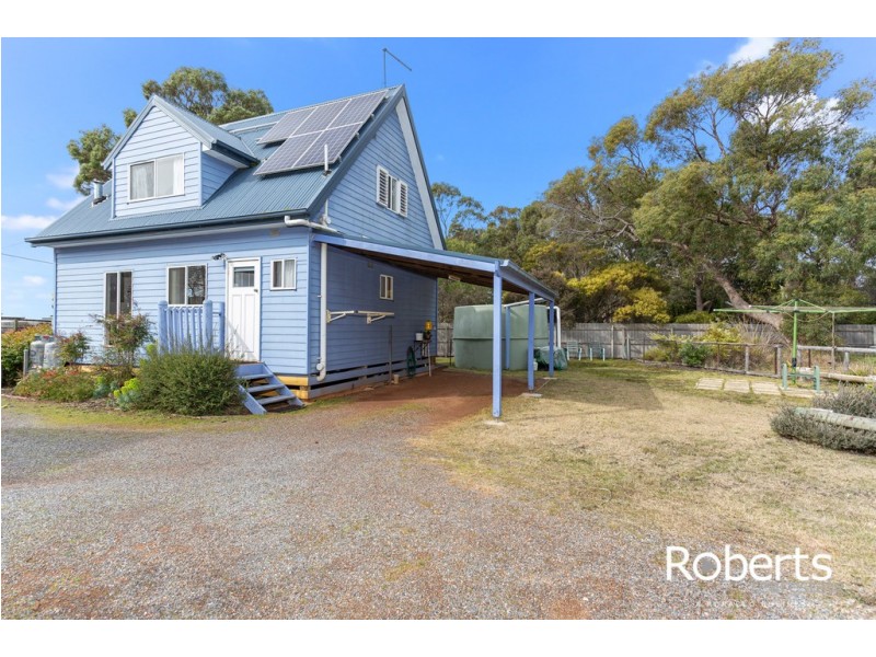 4/2 Tamar Crescent, Greens Beach TAS 7270
