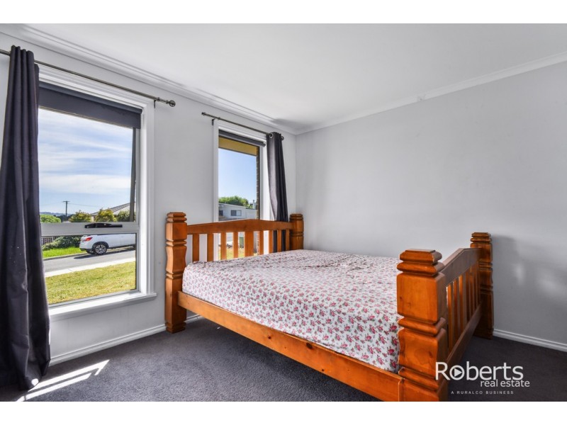 4 Ford Court, Newnham TAS 7248