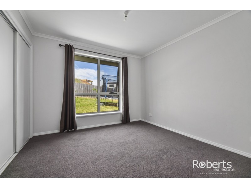 4 Ford Court, Newnham TAS 7248