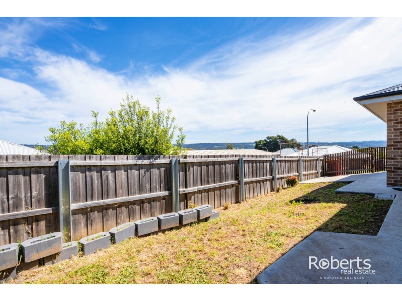 4 Ford Court, Newnham TAS 7248