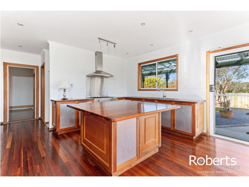 108 Long Plains Road, Exeter TAS 7275