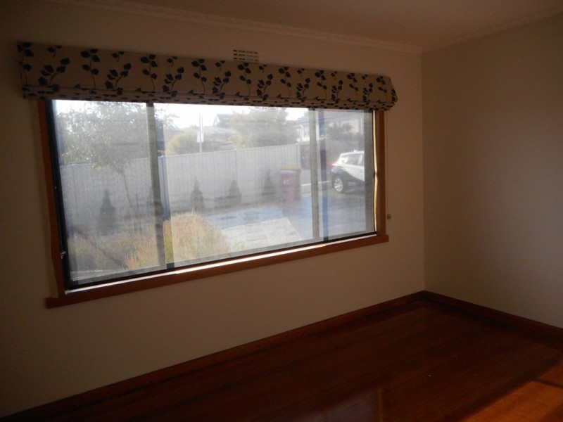 18 Walkers Avenue, Newnham TAS 7248