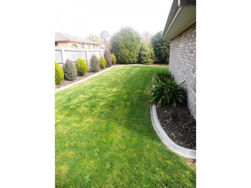 2/16 Country Club Avenue, Prospect TAS 7250