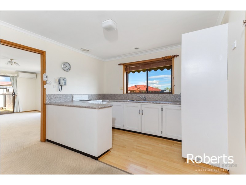 2/4 Virginia Grove, Prospect Vale TAS 7250