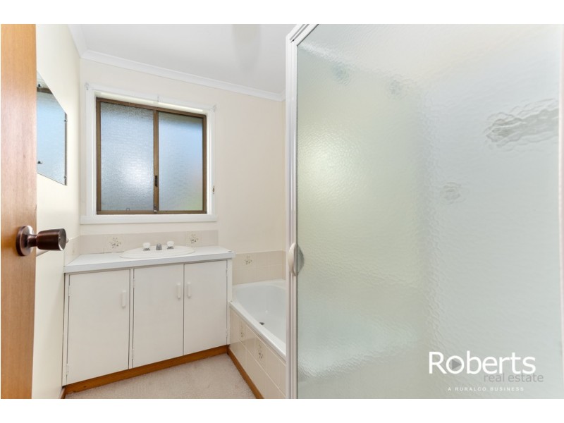 2/4 Virginia Grove, Prospect Vale TAS 7250