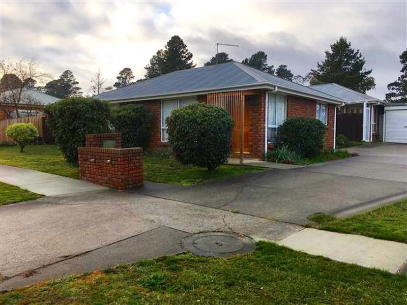 1/34 Parklands Parade, Newnham TAS 7248
