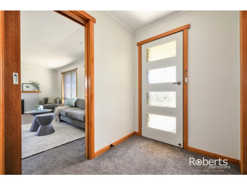 18 Wintercole Court, Newnham TAS 7248