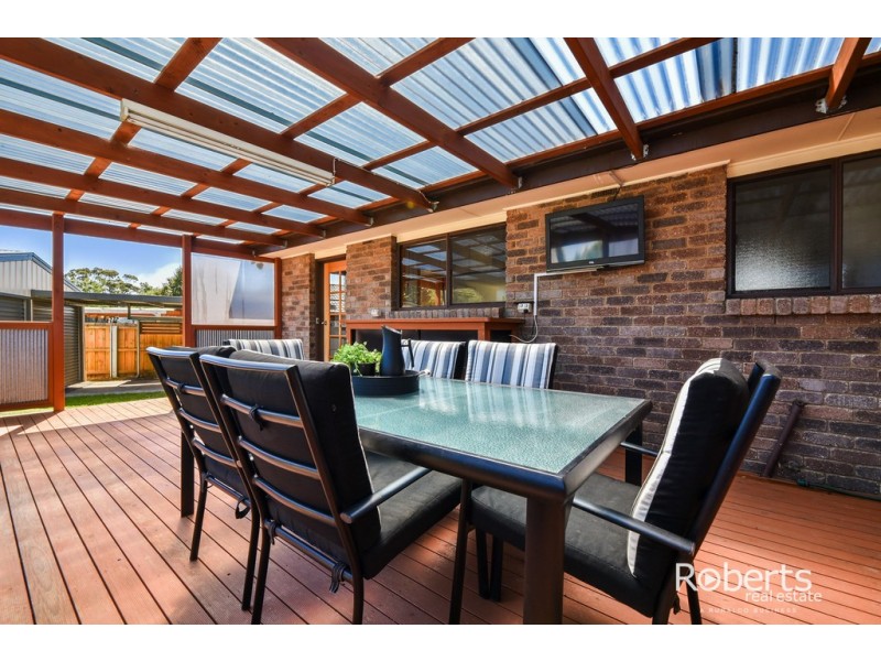 18 Wintercole Court, Newnham TAS 7248