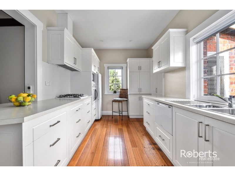 15 Kenyon Street, Newstead TAS 7250