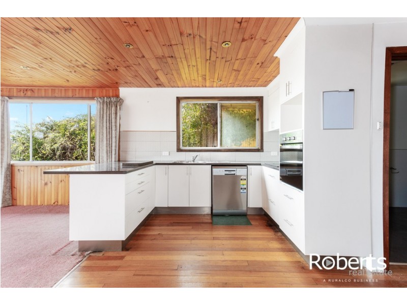 130 Sunset Boulevard, Clarence Point TAS 7270