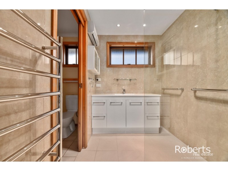 17/12 Casino Rise, Prospect Vale TAS 7250