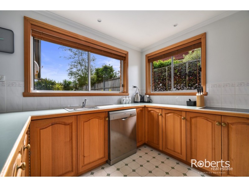18 Delta Avenue, Youngtown TAS 7249
