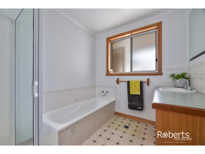 18 Delta Avenue, Youngtown TAS 7249