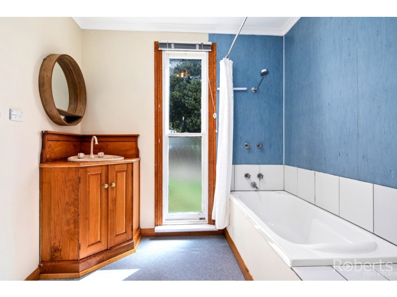 64 Main Street, Derby TAS 7264