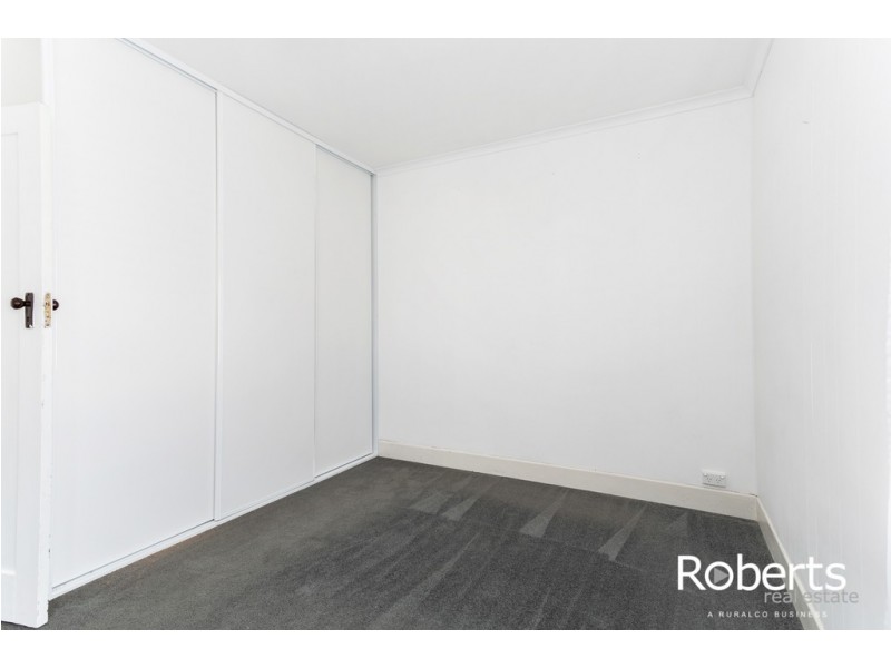 10 Walkers Avenue, Newnham TAS 7248