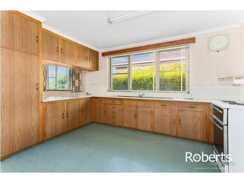 16 Ross Avenue, Invermay TAS 7248