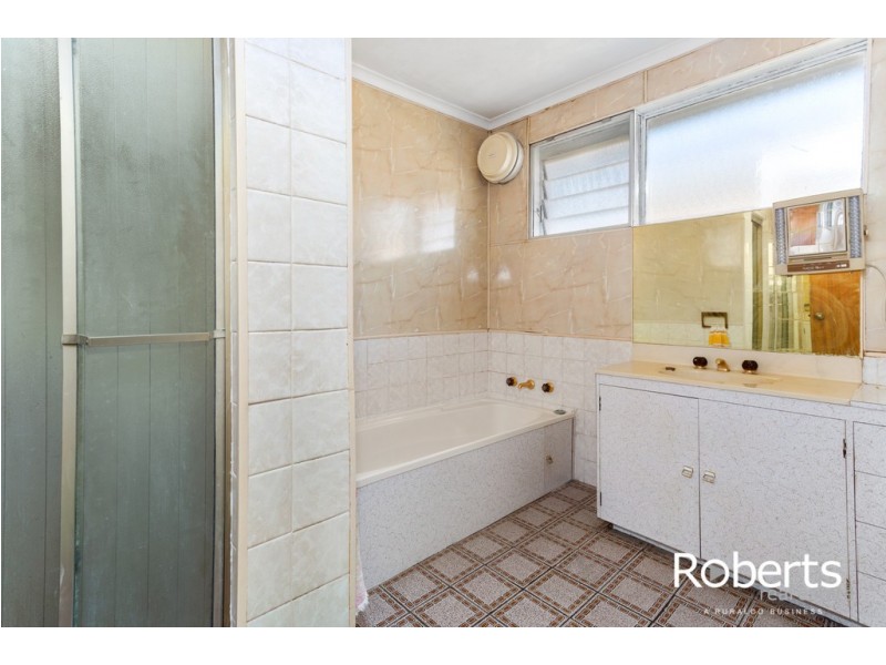 16 Ross Avenue, Invermay TAS 7248