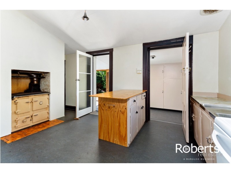 47 West Goderich Street, Deloraine TAS 7304