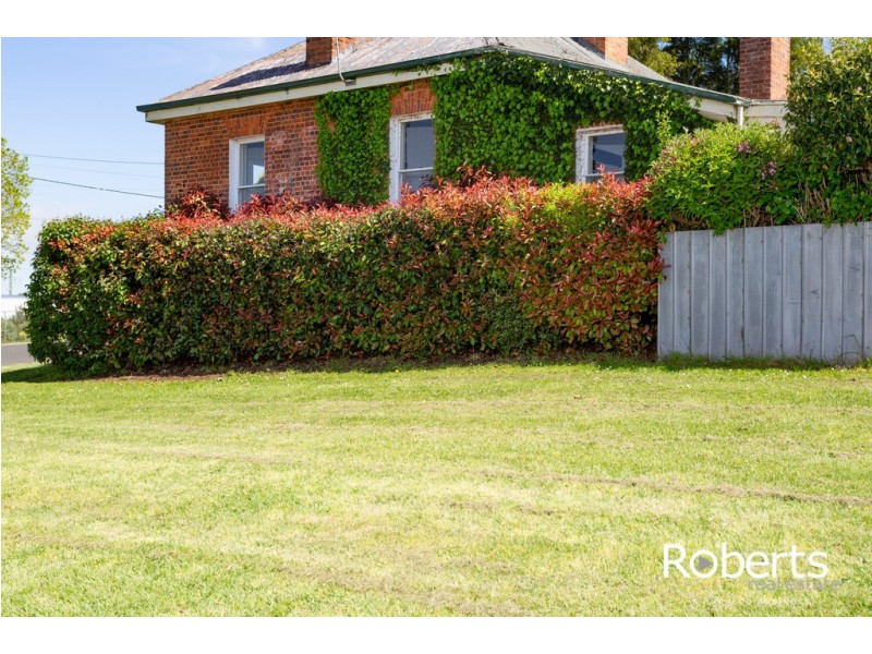 47 West Goderich Street, Deloraine TAS 7304 Roberts Real Estate