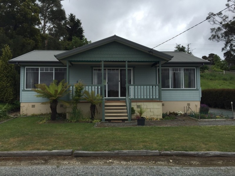 1a Kemps Parade, Beauty Point TAS 7270