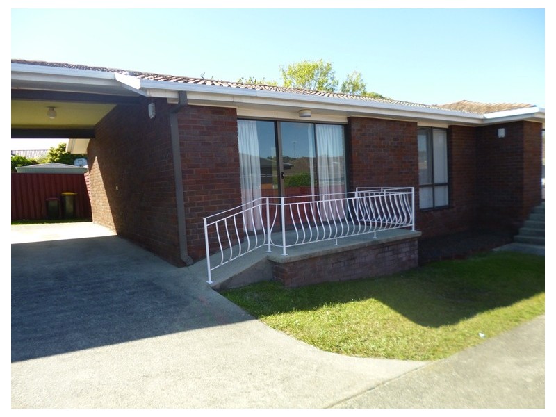 2/49 Country Club Avenue, Prospect TAS 7250