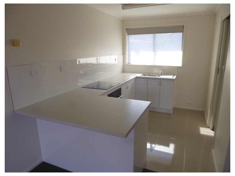 2/49 Country Club Avenue, Prospect TAS 7250