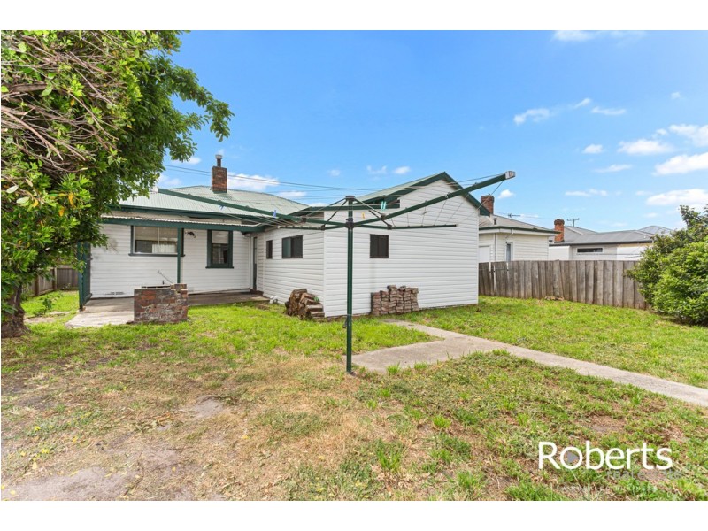 35 Foch Street, Mowbray TAS 7248