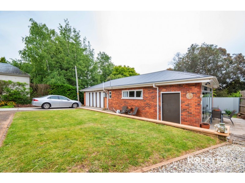 46 Meander Valley Road, Deloraine TAS 7304