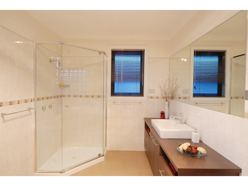 1 Grange Court, Newnham TAS 7248