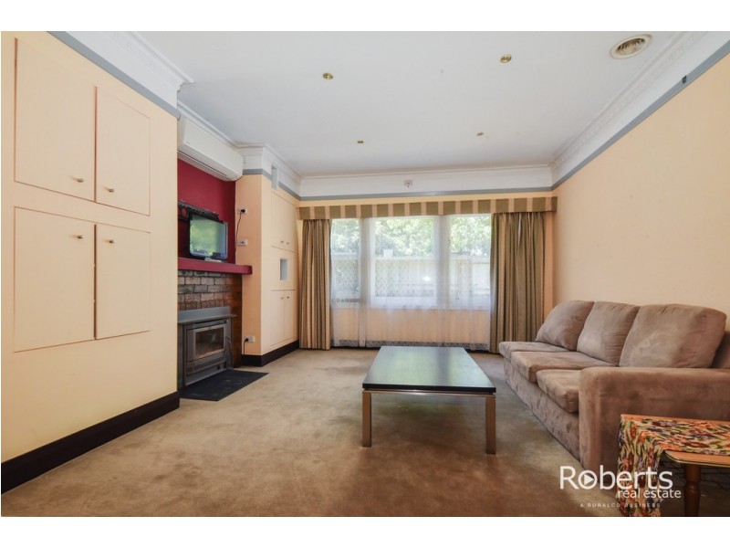 23 George Town Road, Newnham TAS 7248