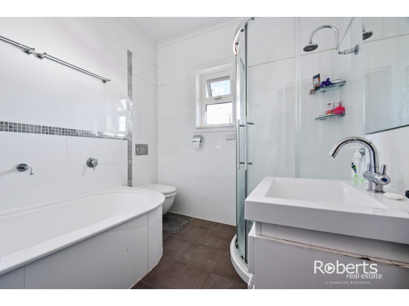 23 George Town Road, Newnham TAS 7248